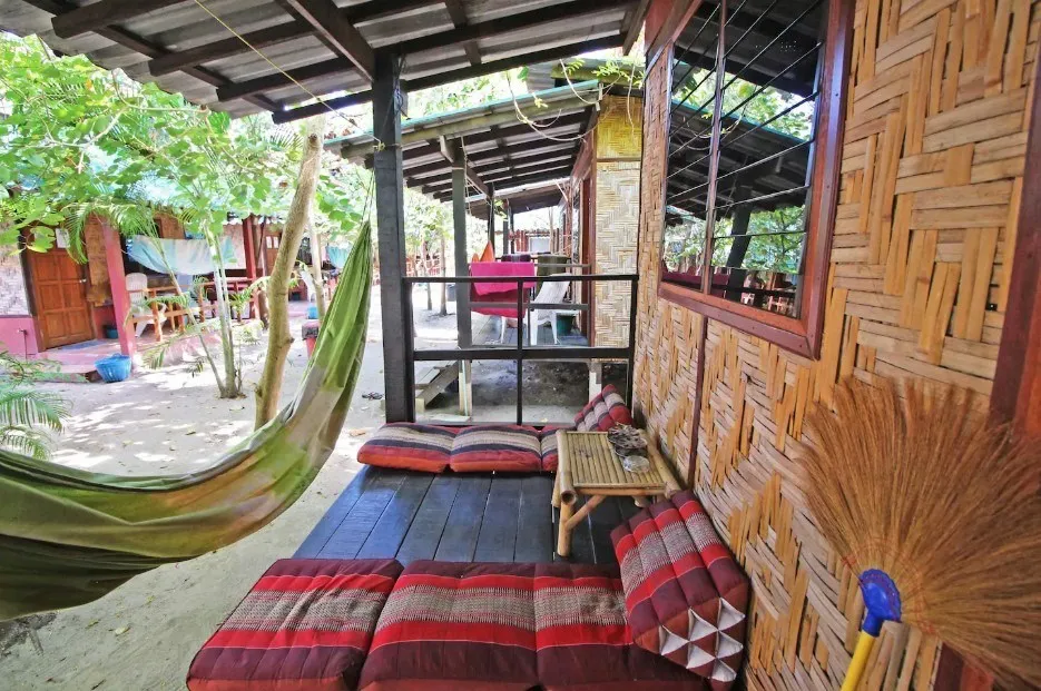 Simple but cute bungalow, Pattaya