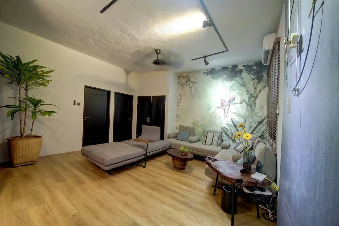 Chulia Street Apartment