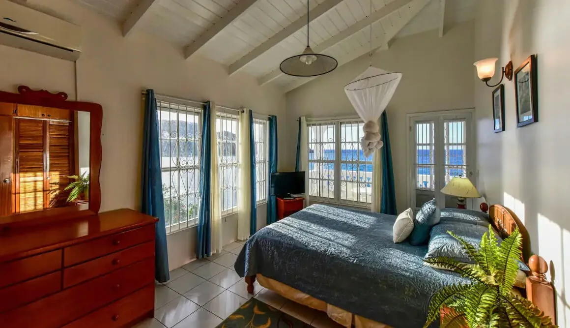 Stunning Home Surrounded by Nature in Saint Mary