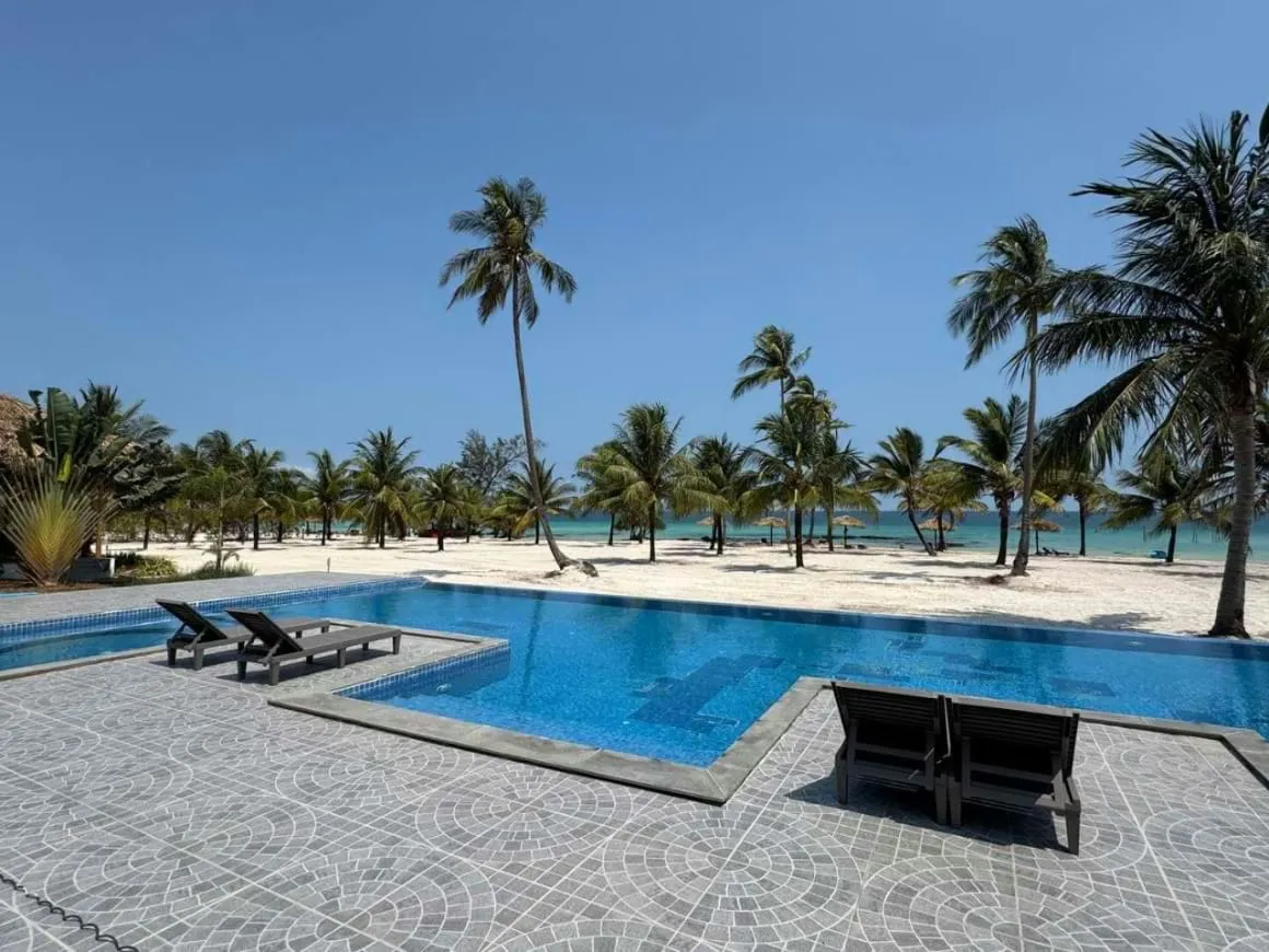 the beach resort koh rong