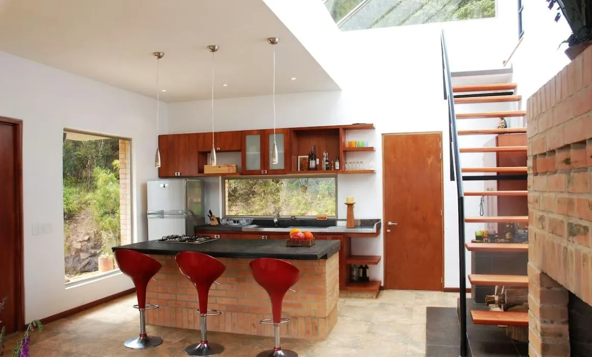Bogota Fabulous house in the mountains, with a nice kitchen and breakfast bar.